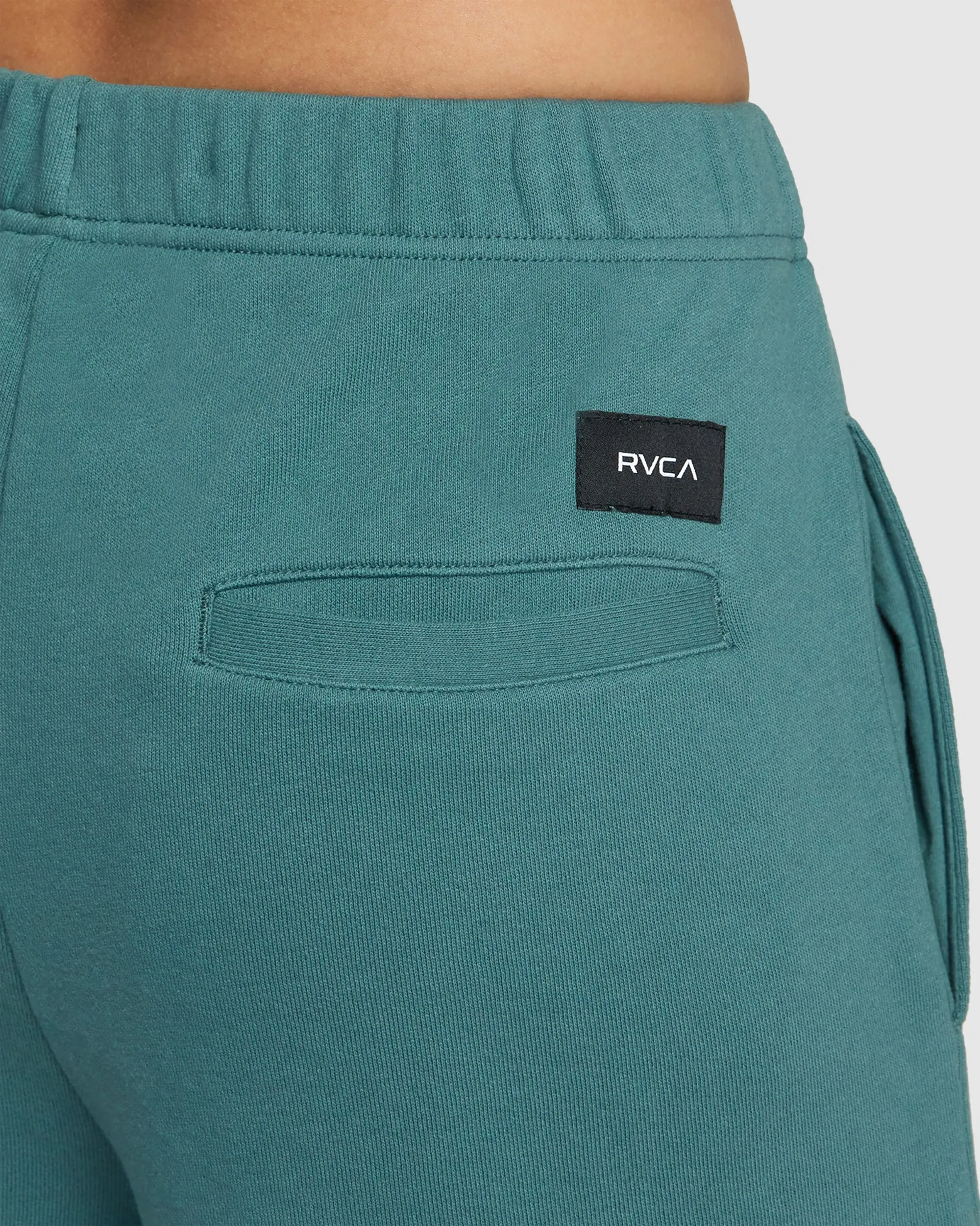 BAGGY SWEAT SHORT