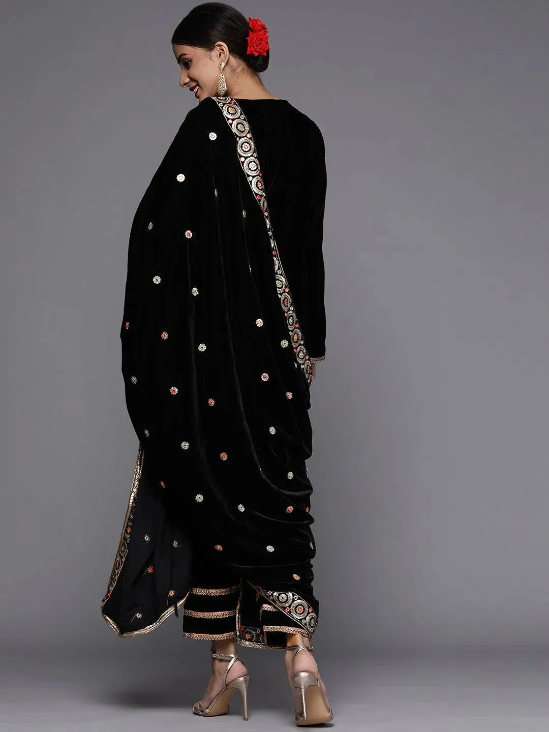 Black Solid Velvet Straight Kurta With Dupatta
