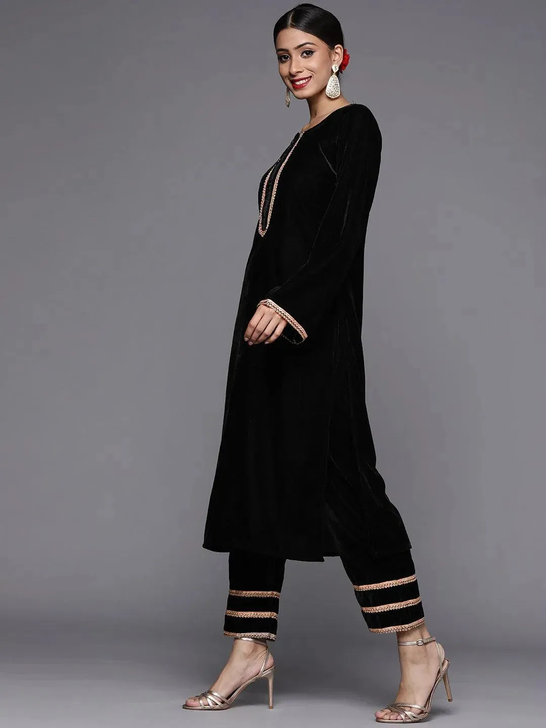 Black Solid Velvet Straight Kurta With Dupatta