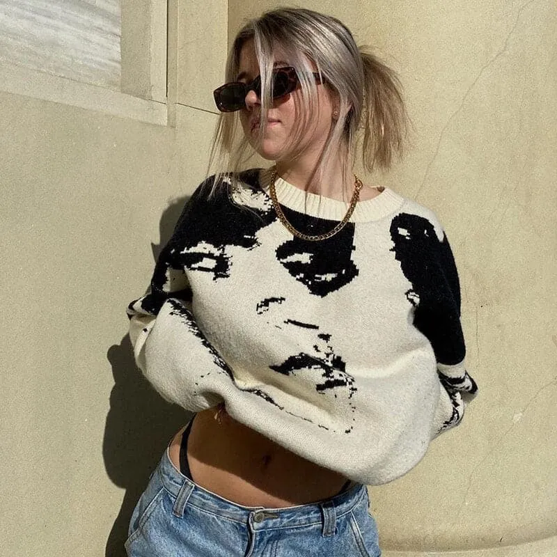 DressBetty - Loose Portrait Print Knitted Sweater