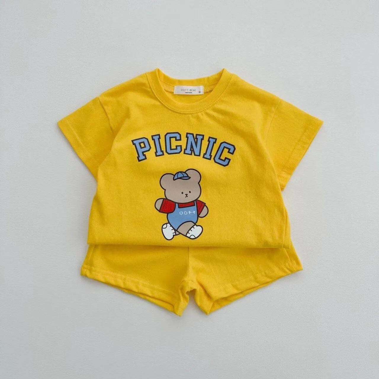 'PICNIC' Cute Cartoon Bear T-shirt & Shorts Set
