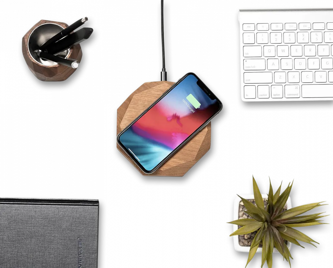 QI Wireless Charging Pad – Oak