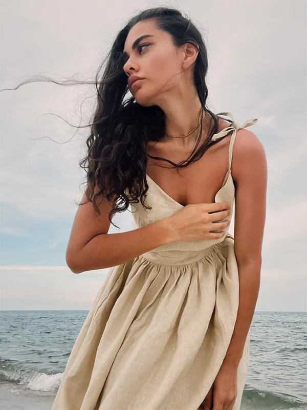 V-neck Elegant Sexy Strappy Backless Suspender Long Dress